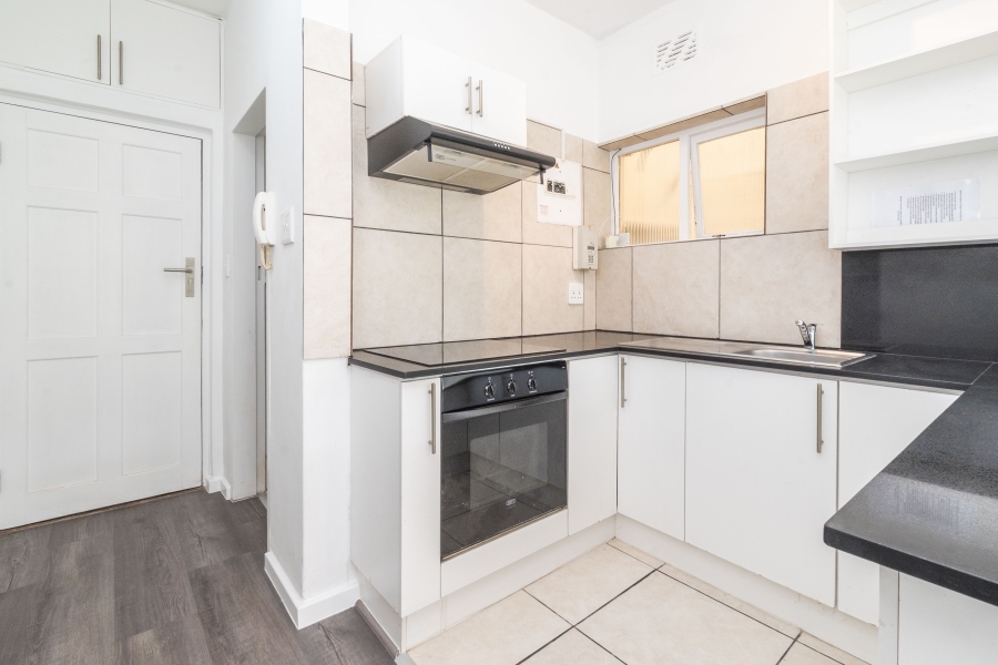To Let 0 Bedroom Property for Rent in Sea Point Western Cape